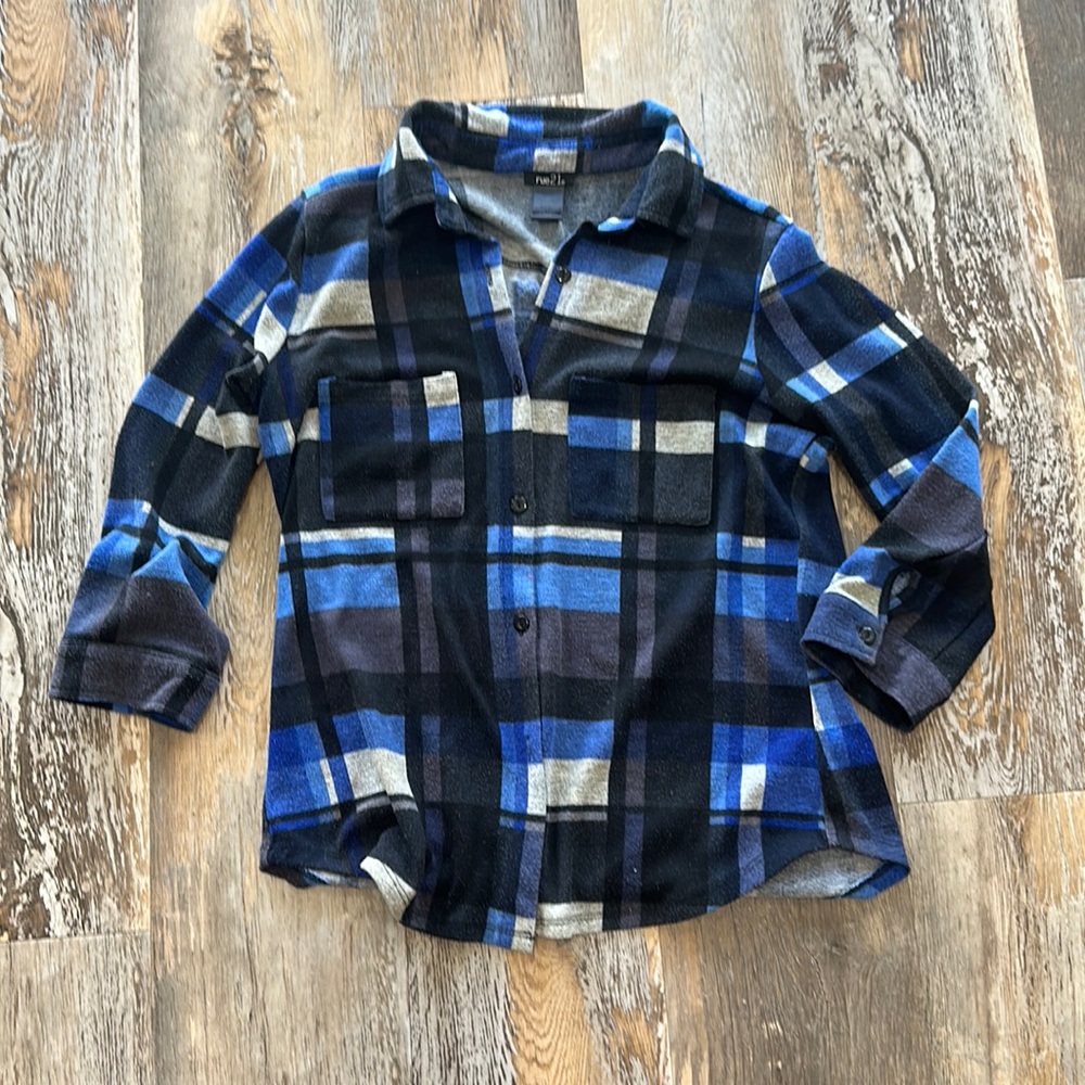 Women’s rue 21 button-down flannel top